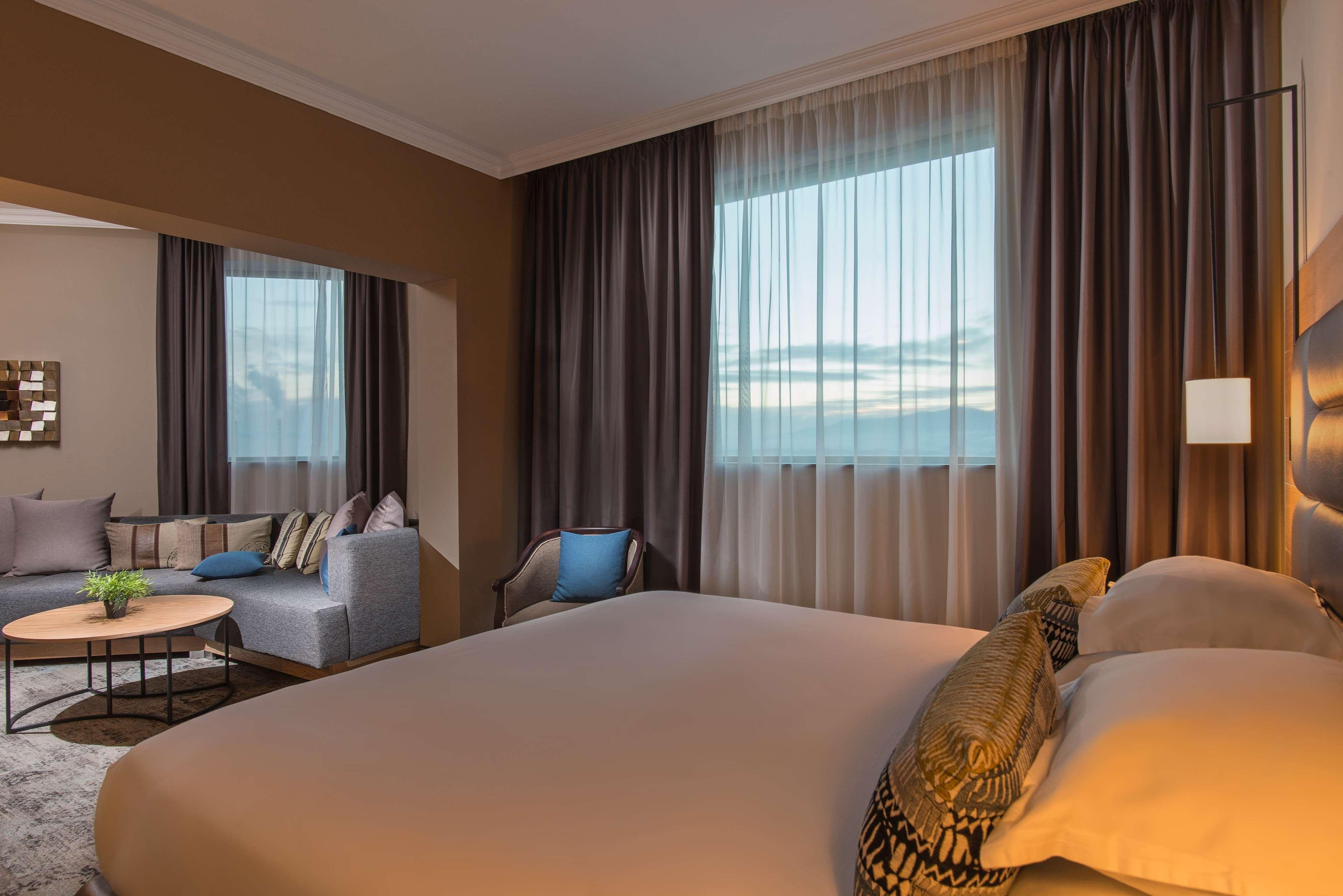 Hotel Expo 4*